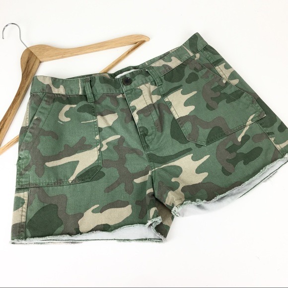 Madewell Pants - Madewell Camouflage Shorts Camo Size 29 Green Tan